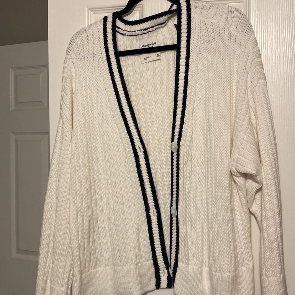 Abercrombie sweater